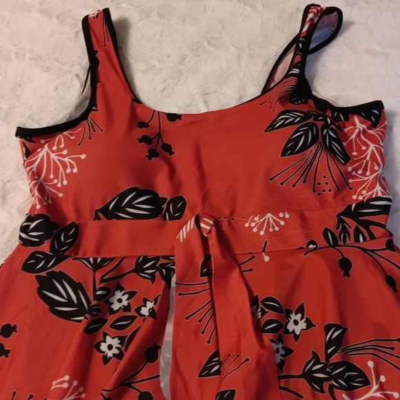 DANIFY  Red & Black Floral‎ Tummy Control Handkerchief Hem Swimdress Swimsuit 14 - Picture 5 of 11